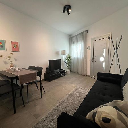 Cozy Apartment Well-Located In Terrassa, Barcelona Luaran gambar