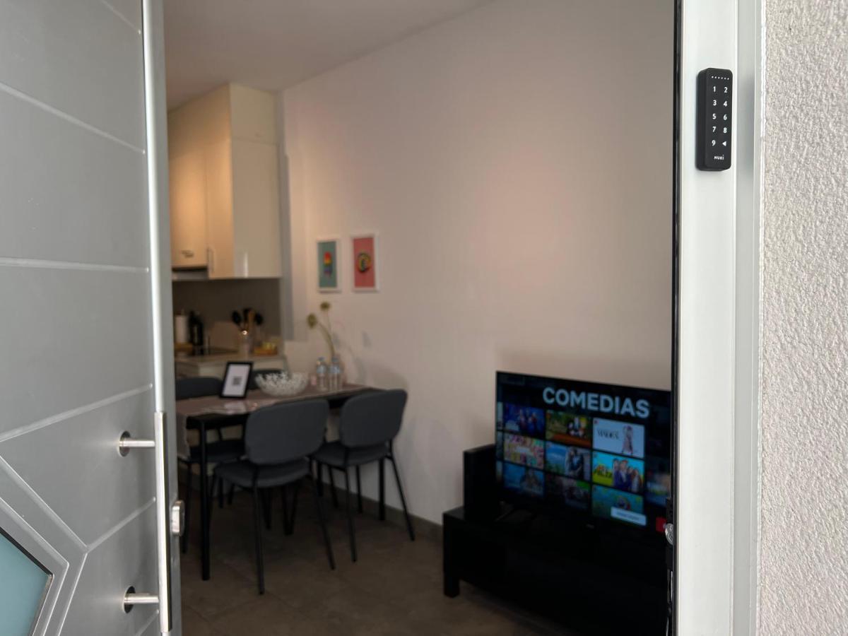 Cozy Apartment Well-Located In Terrassa, Barcelona Luaran gambar