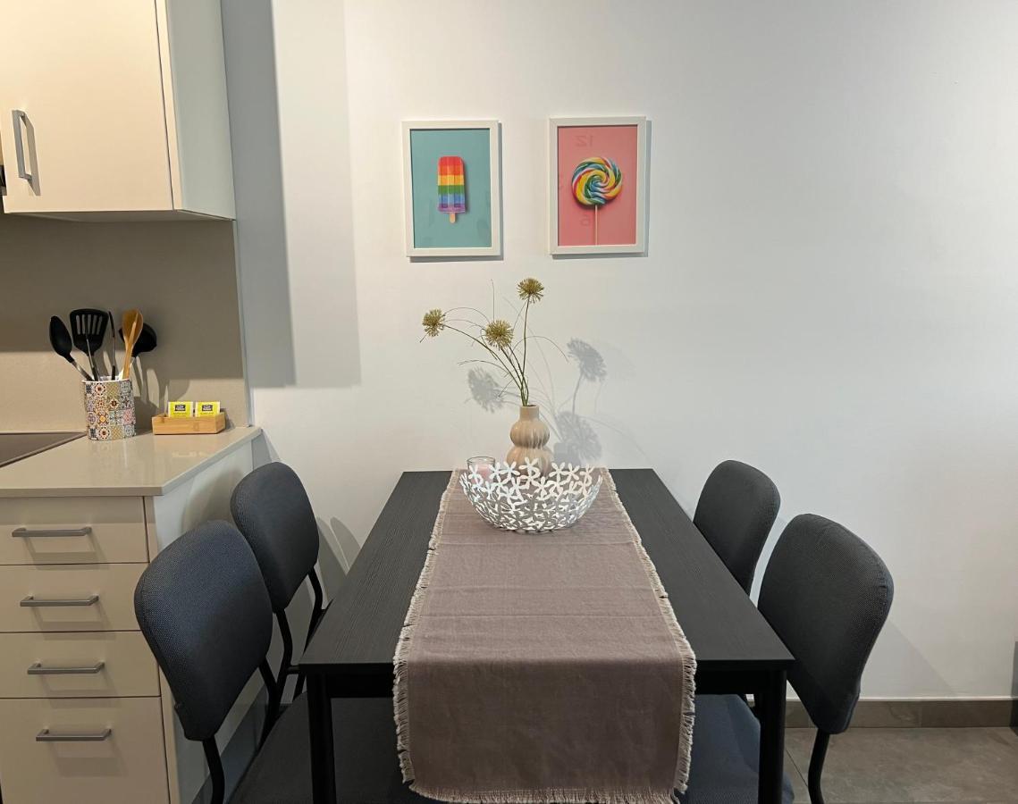 Cozy Apartment Well-Located In Terrassa, Barcelona Luaran gambar