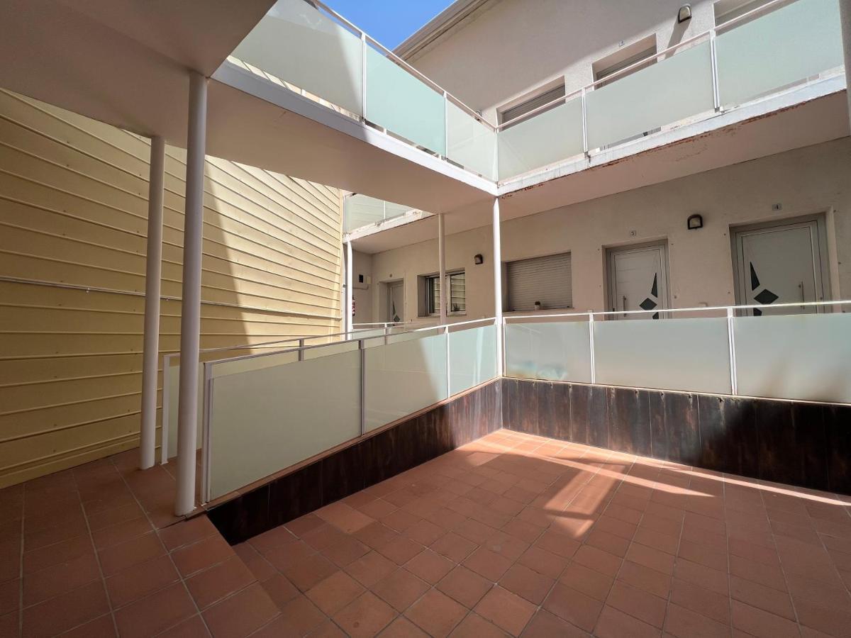 Cozy Apartment Well-Located In Terrassa, Barcelona Luaran gambar