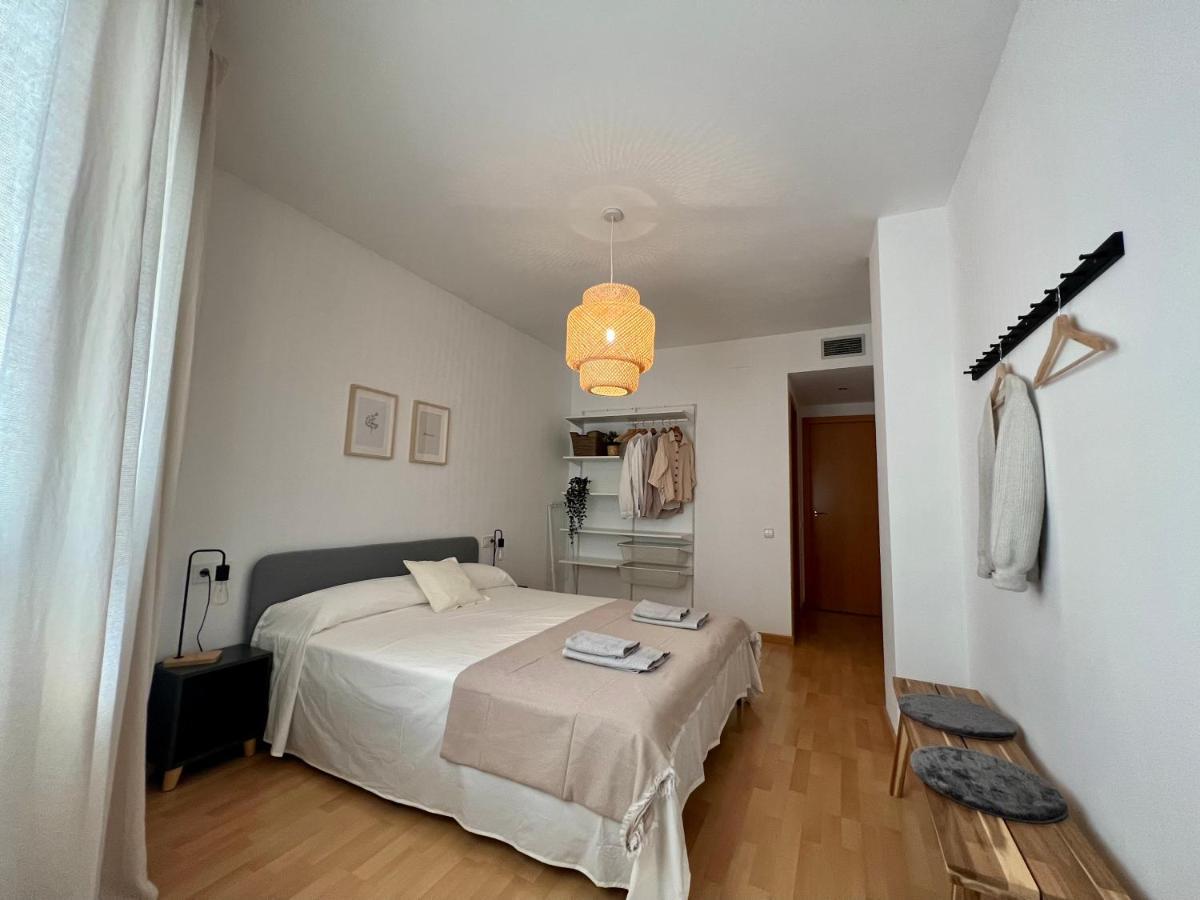 Cozy Apartment Well-Located In Terrassa, Barcelona Luaran gambar